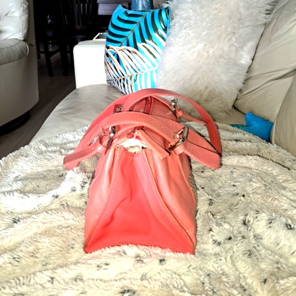 Franco Sarto Coral pebbled leather hand/shoulder bag silver hardware. Final SALE - Picture 2 of 10